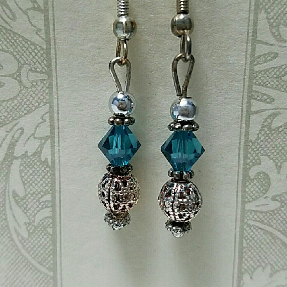 Atisan‎ Swarovski Aqua Marine Crystal Silver Fishook Earrings